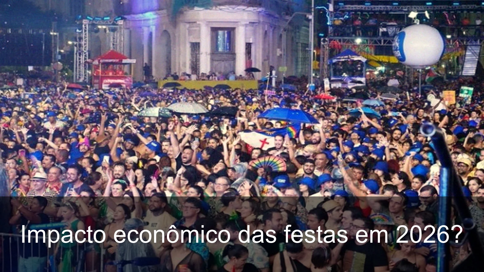 Foliões durante o Carnaval de Recife