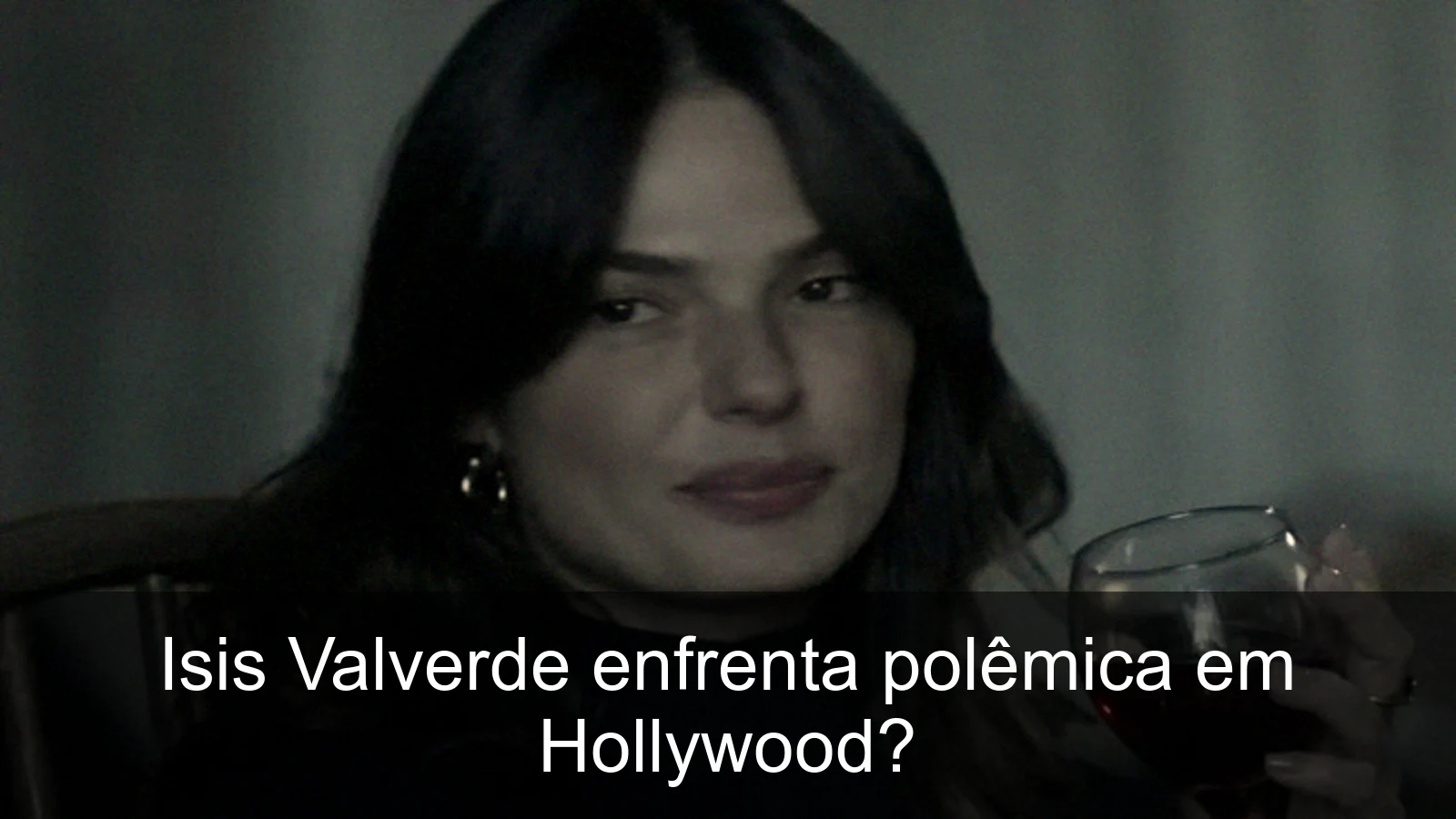 Isis Valverde em Código Alarum